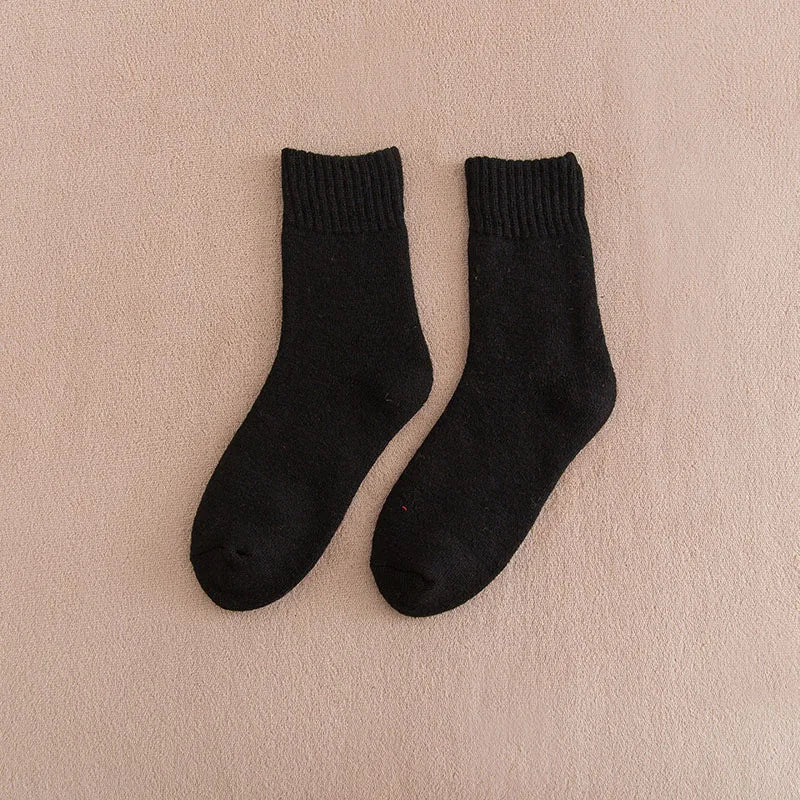Winter Women's Thick Warm Harajuku Retro Socks – Cozy 25% Wool Cotton Blend (5 Pairs)
