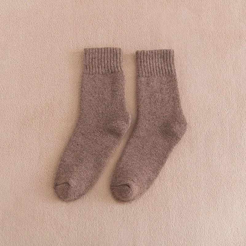 Winter Women's Thick Warm Harajuku Retro Socks – Cozy 25% Wool Cotton Blend (5 Pairs)
