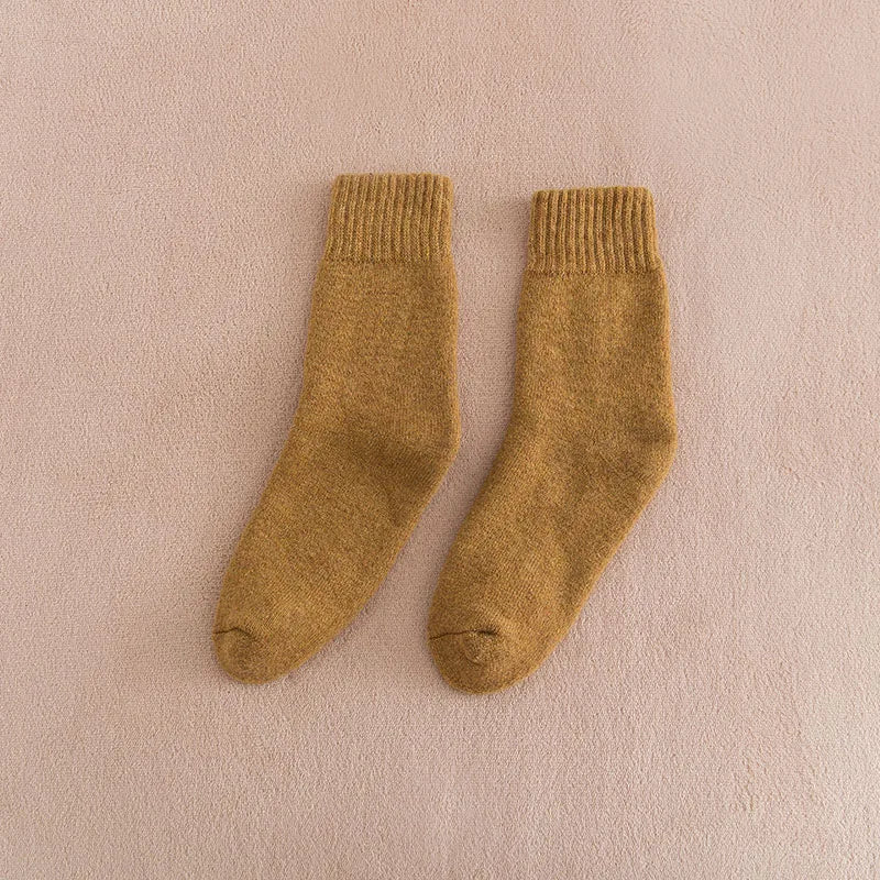 Winter Women's Thick Warm Harajuku Retro Socks – Cozy 25% Wool Cotton Blend (5 Pairs)