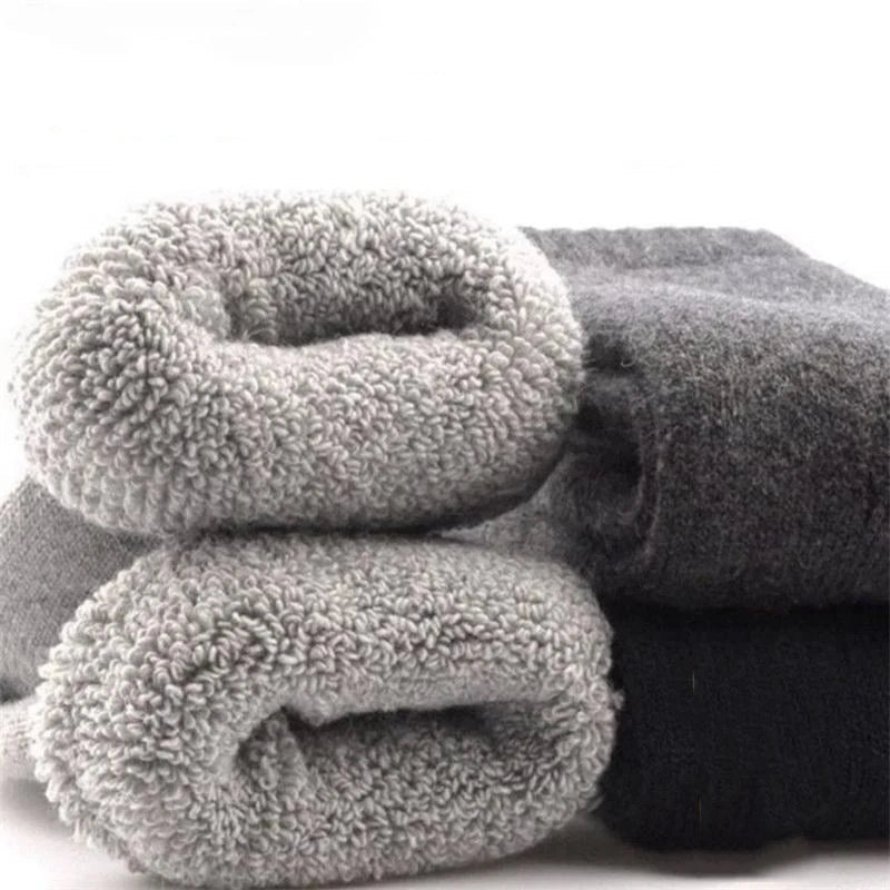 70% Merino Wool Hiking Socks – Ultimate Warmth & Comfort for Outdoor Adventures