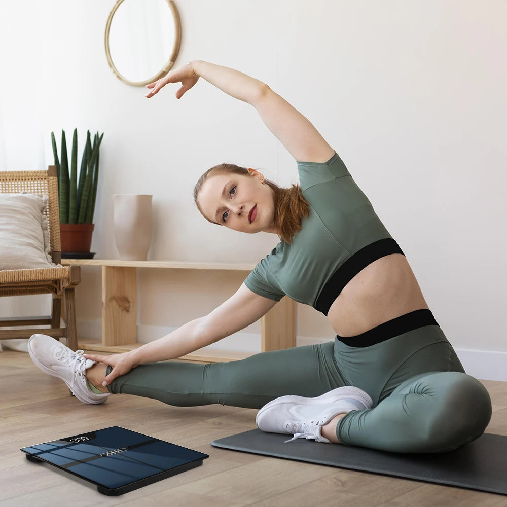 Smart Body Fat Scale with Bio-Impedance Analysis & Smartphone Connectivity